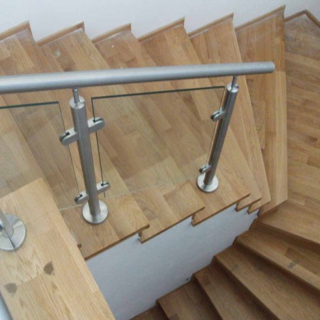 Иноксови парапети